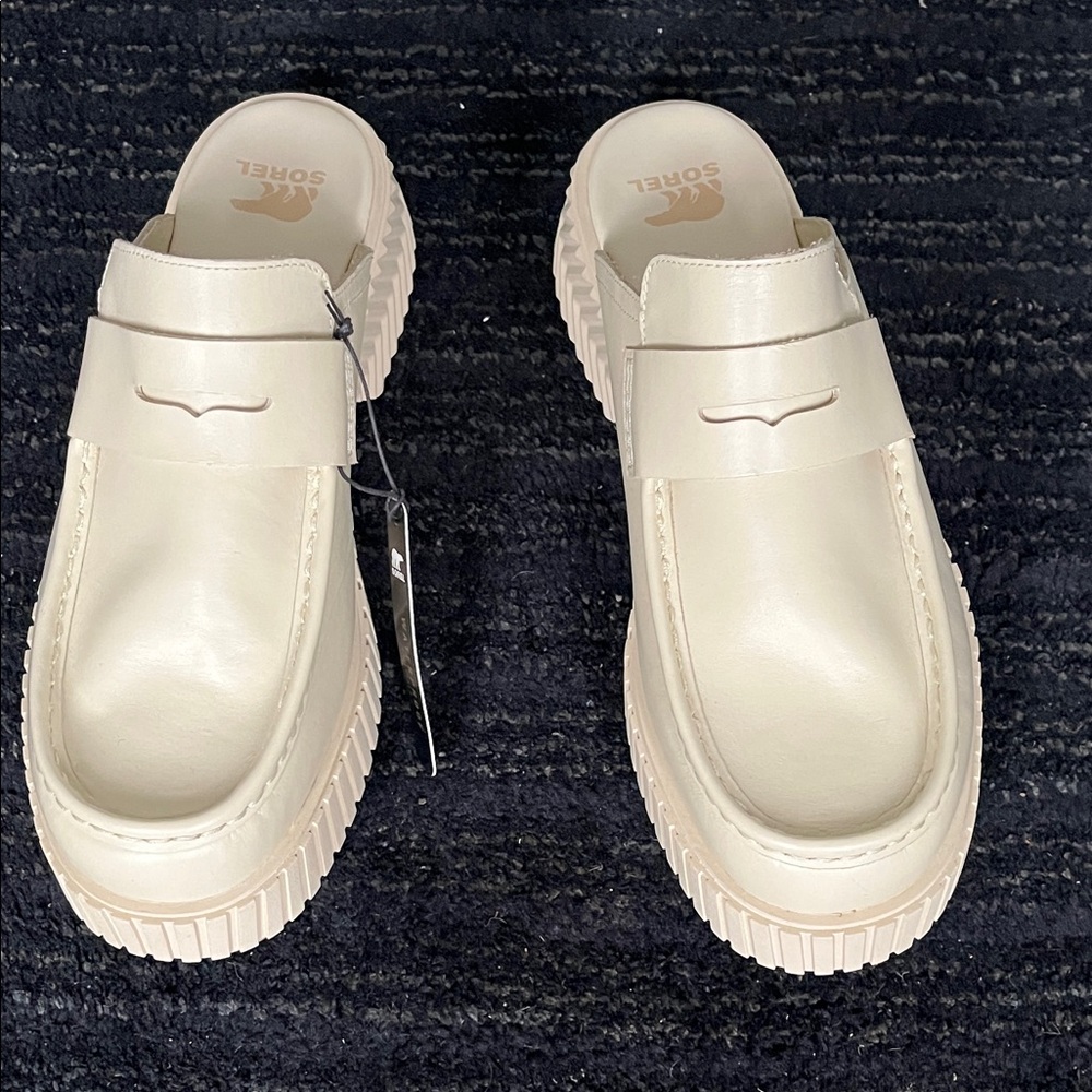 Sorel (EU43) Cream Slip-On Leather Shoes